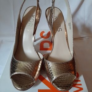 Michael Kors leather strappy heel. 9.5